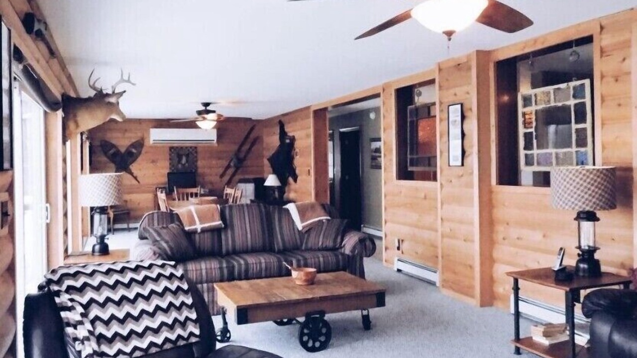 Photo of Livingroom in Pittsburg