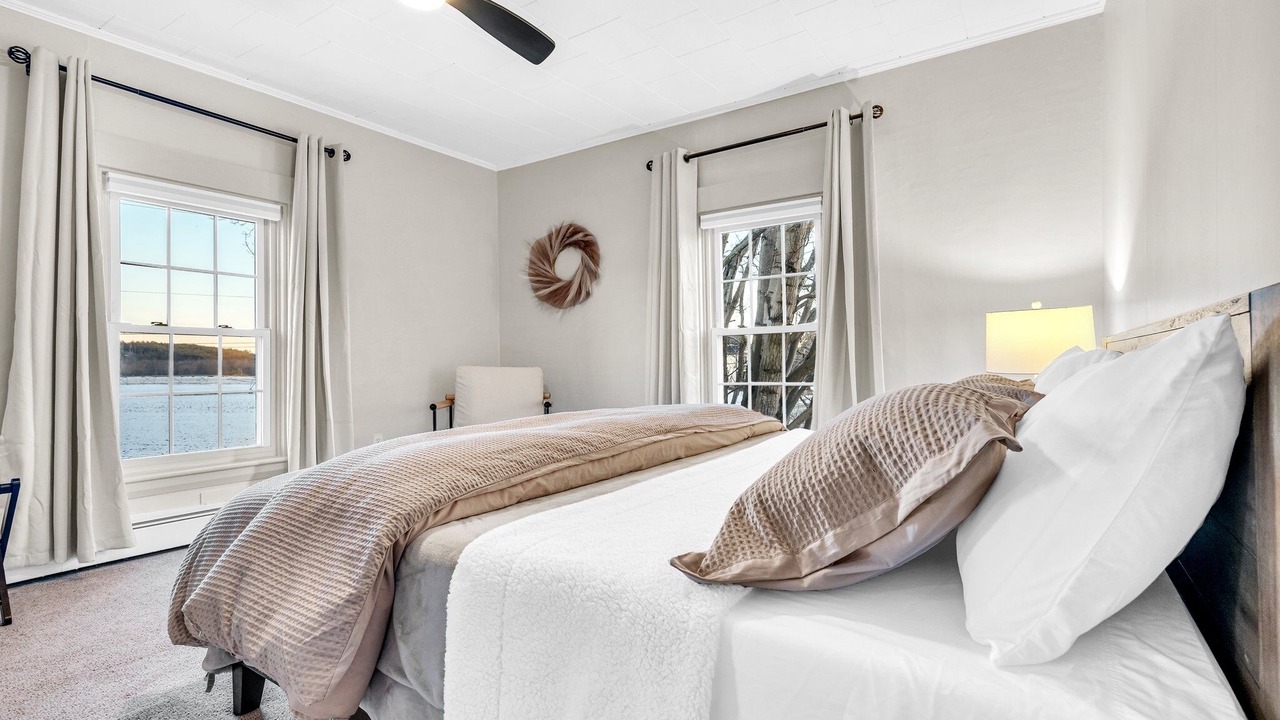Photo of Bedroom in Bethel