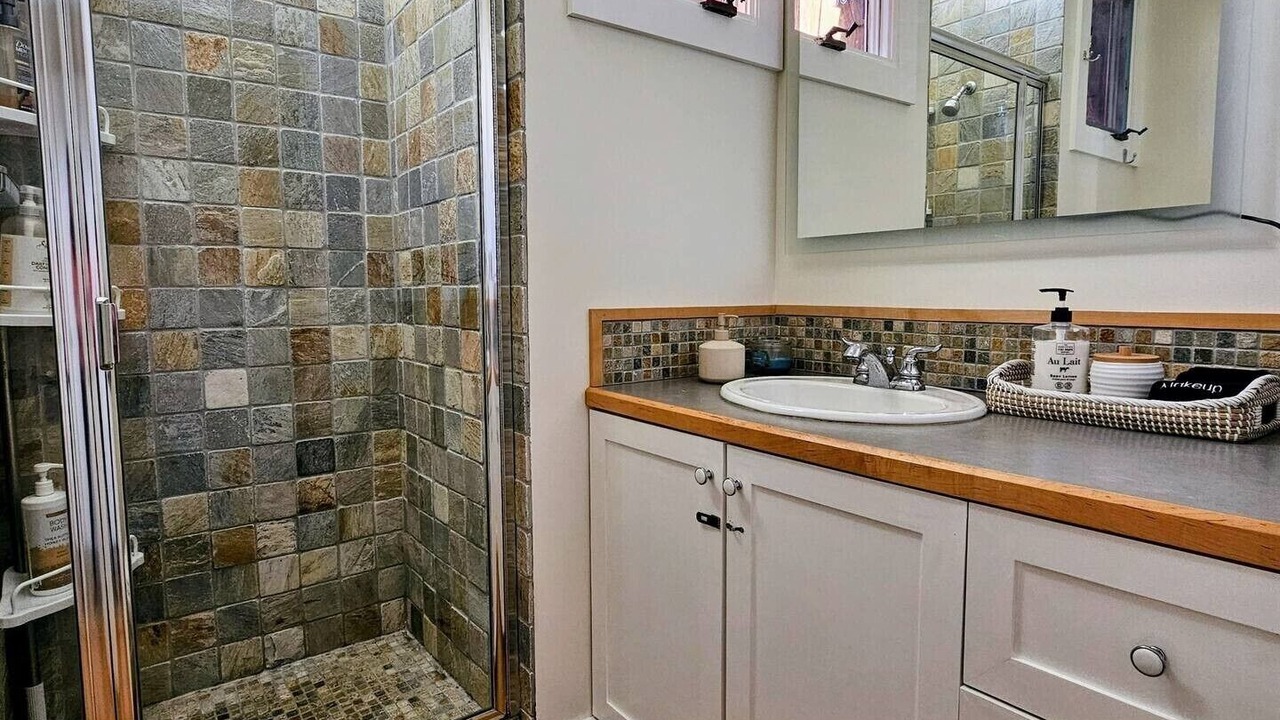 Photo of Bathroom in Hancock