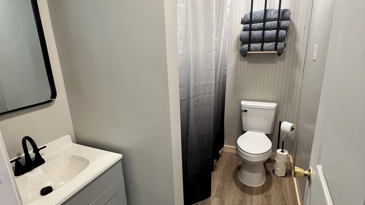 Photo of Bathroom in Covel