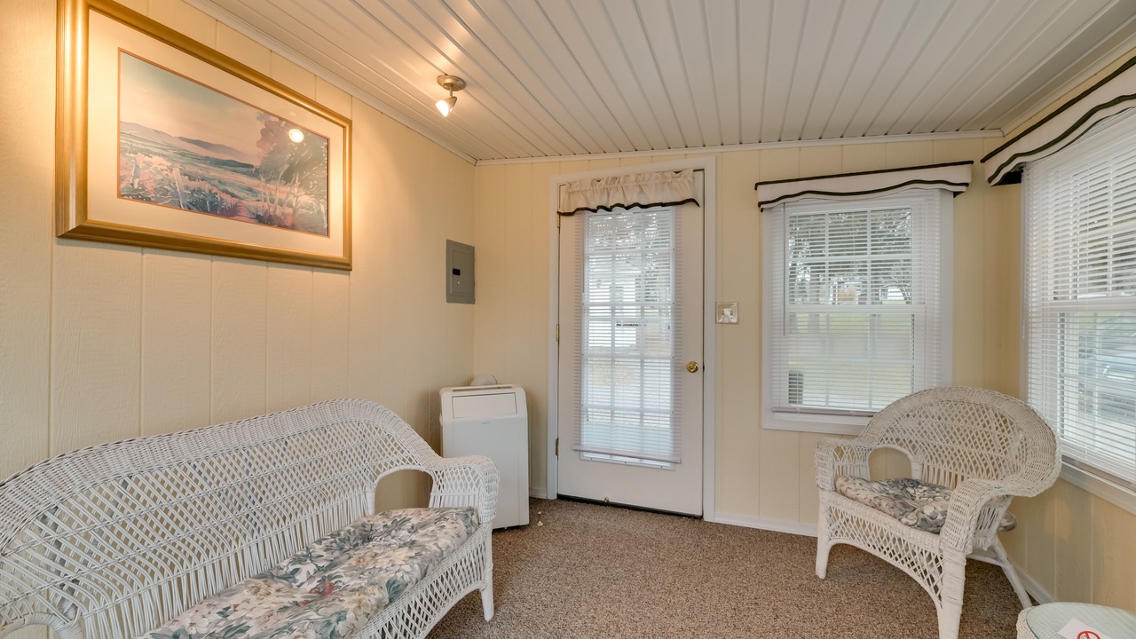 Photo of Bedroom in Lakemont