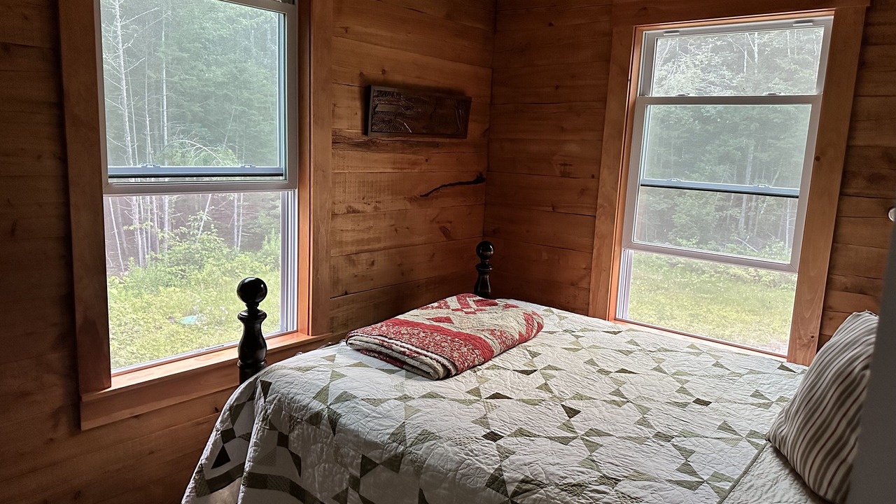 Photo of Bedroom in Stark
