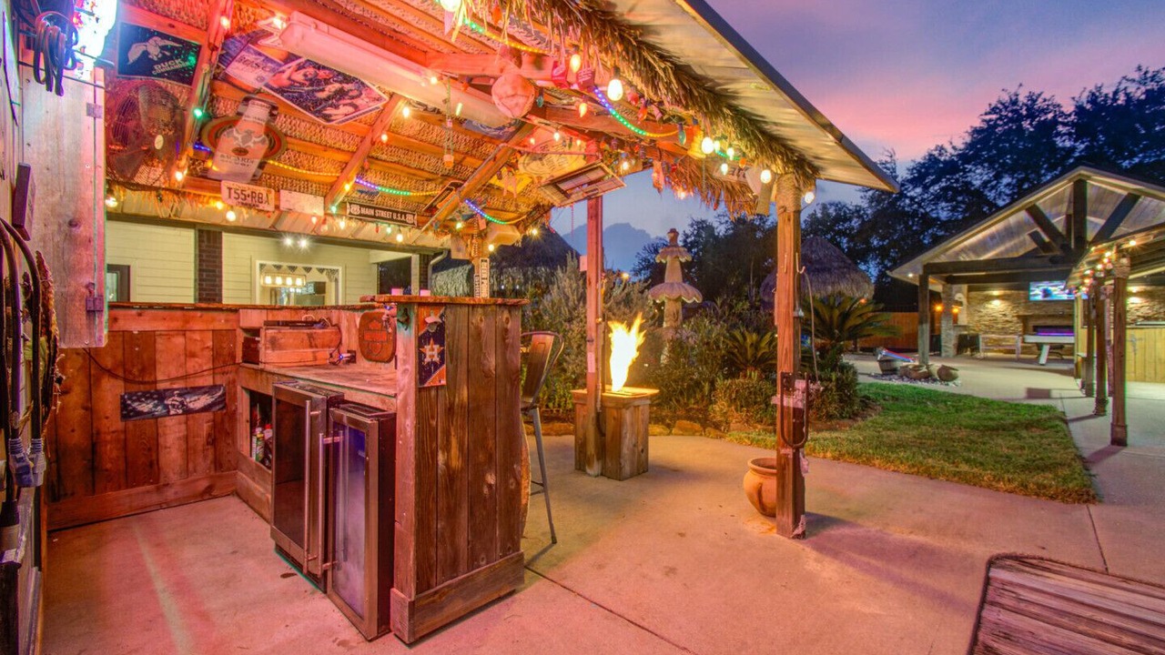Photo of Outdoor in Alvin