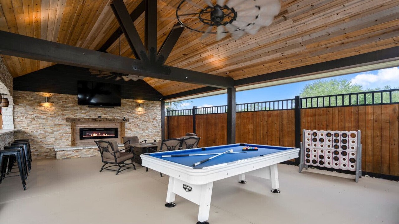 Photo of Livingroom in Alvin
