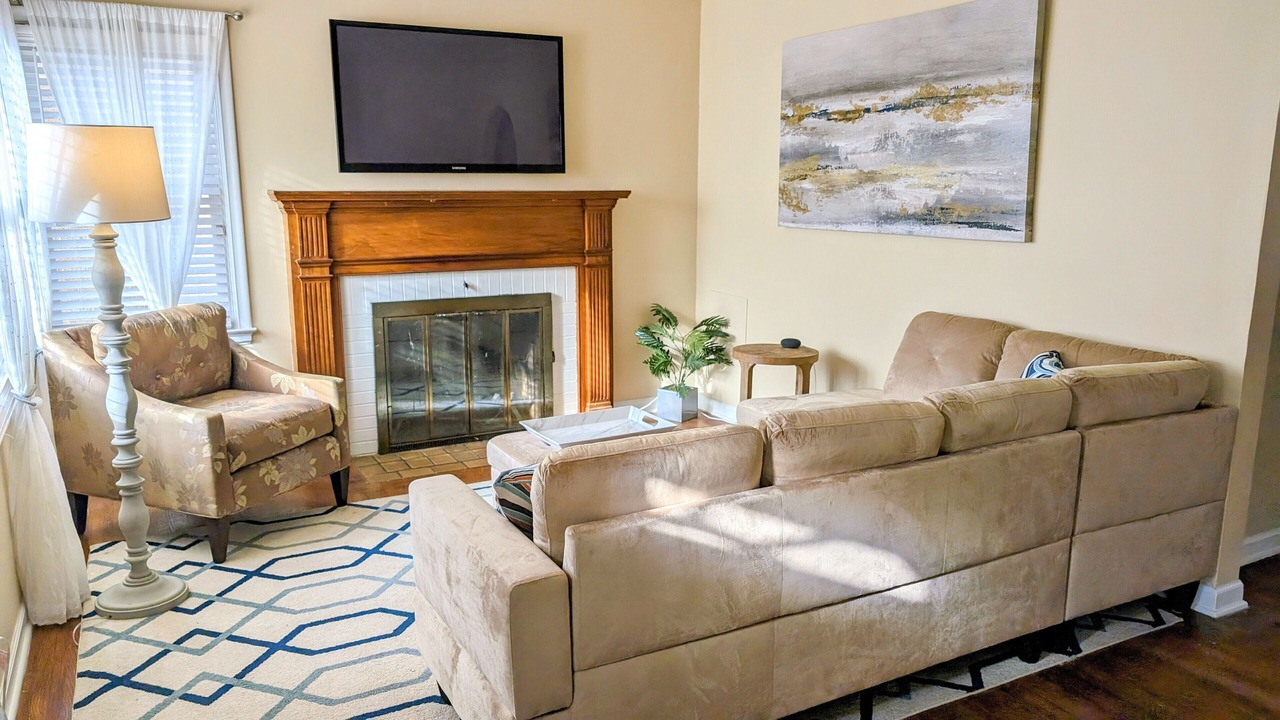 Photo of Livingroom in Eggertsville