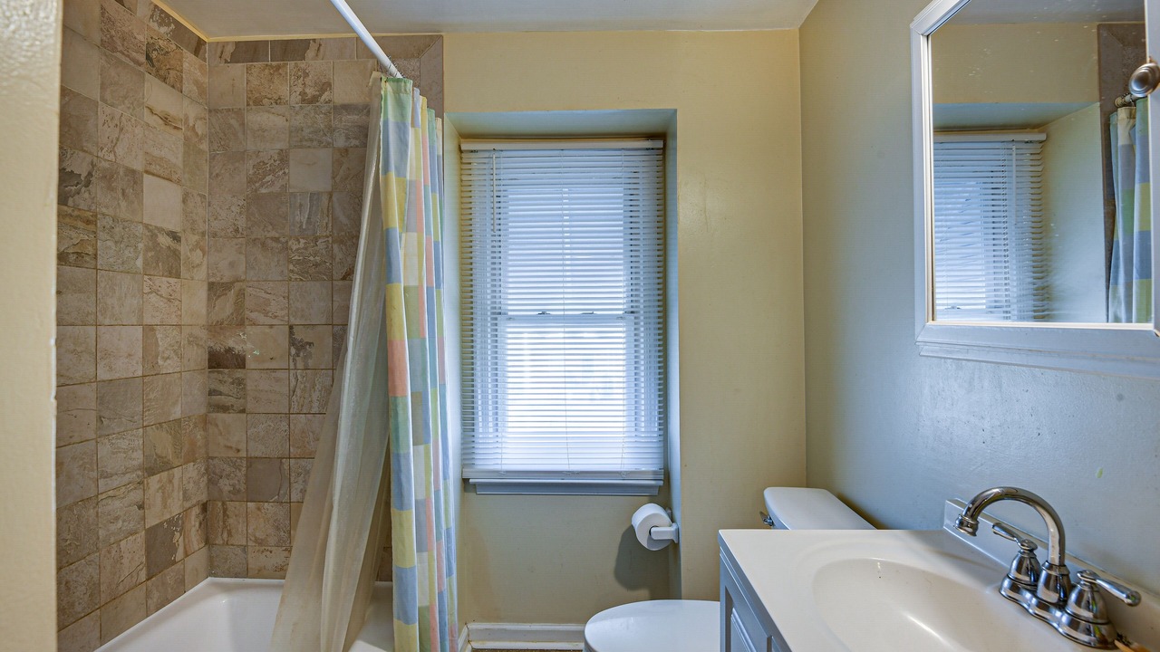 Photo of Bathroom in Rossville