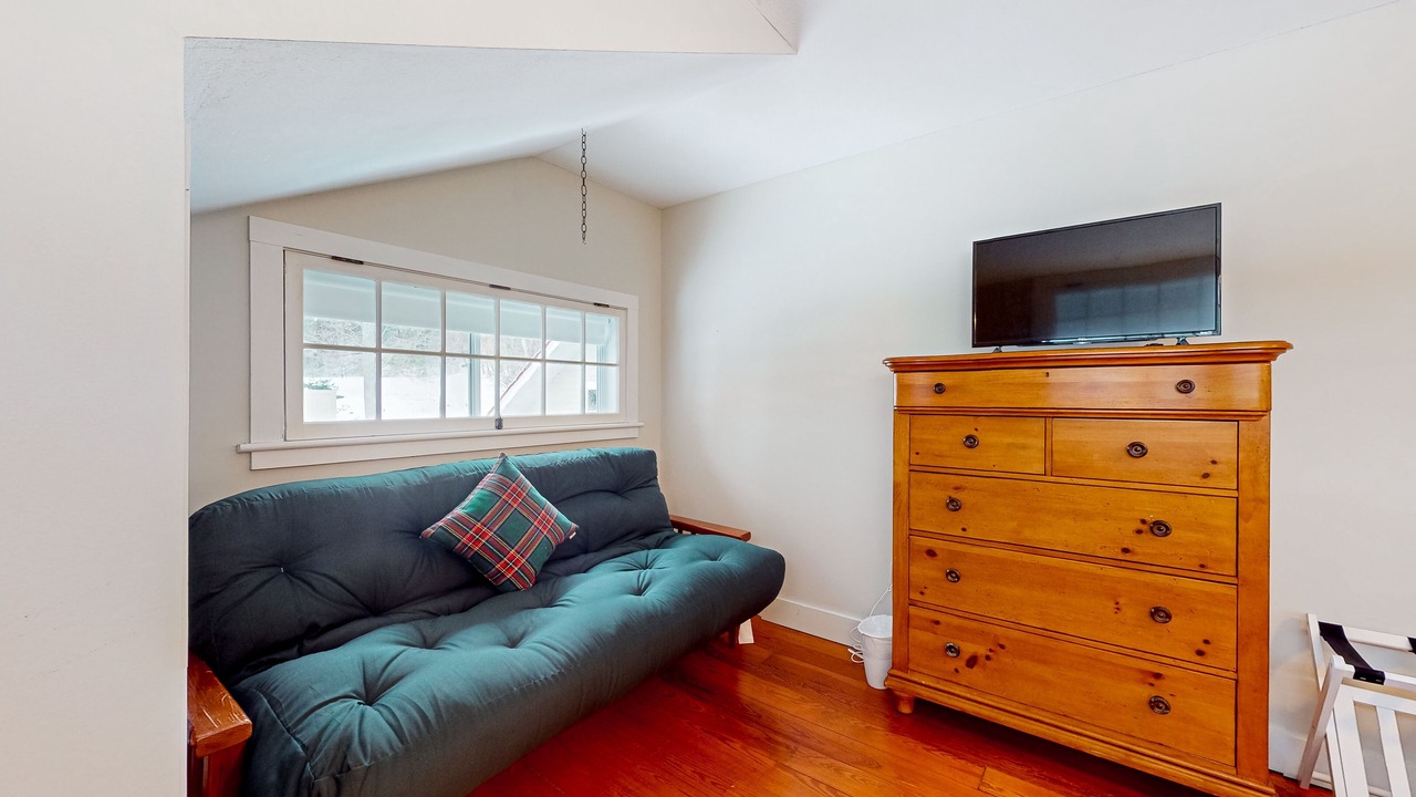 Photo of Livingroom in Fair Haven
