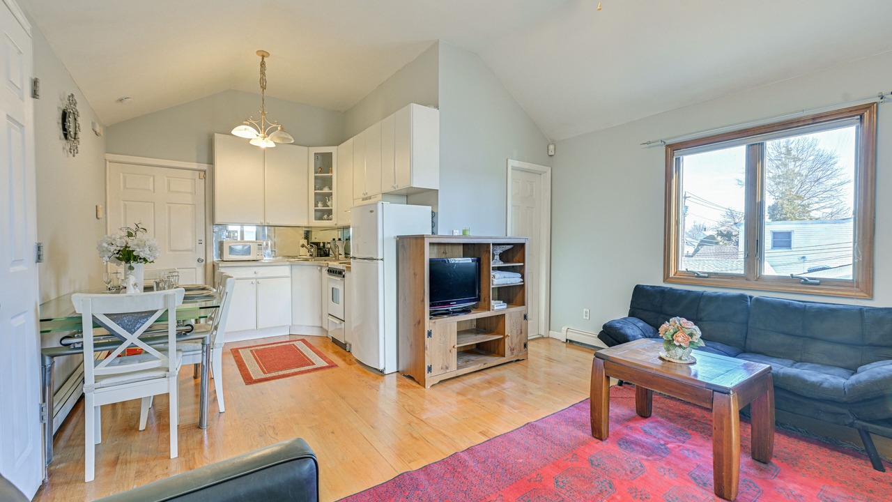 Photo of Livingroom in Levittown