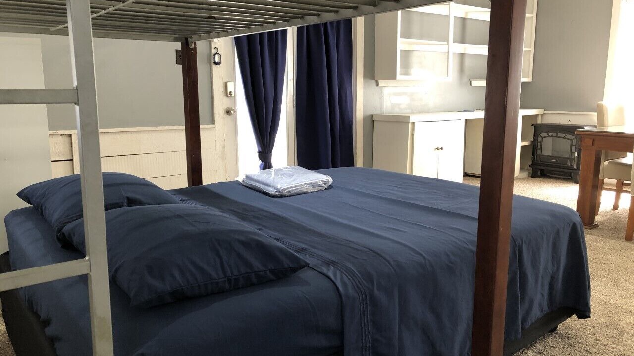 Photo of Bedroom in Northampton
