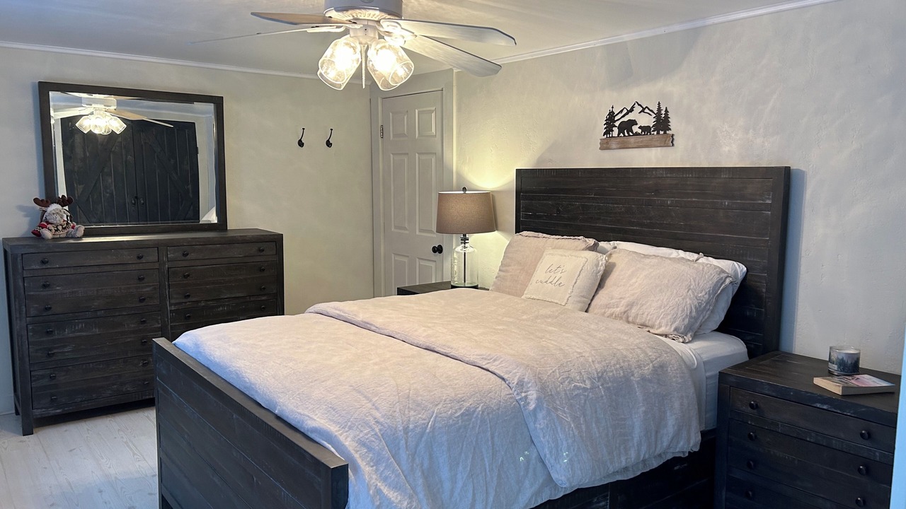 Photo of Bedroom in Campton