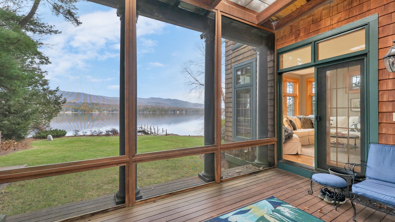 Photo of Patio Balcony in Moultonborough