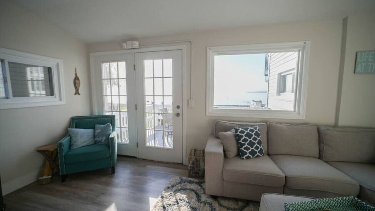 Photo of Livingroom in Sylvan Beach