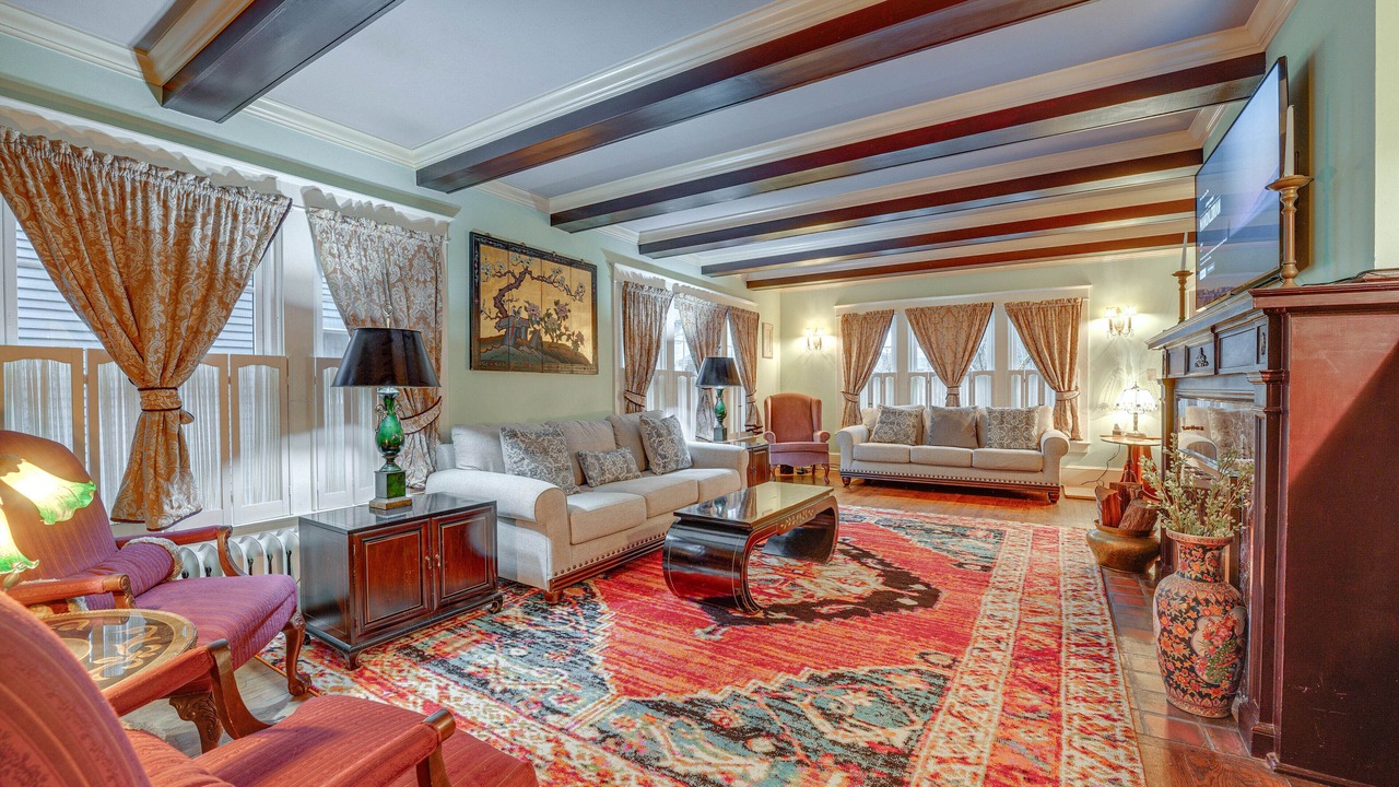 Photo of Livingroom in Jamestown
