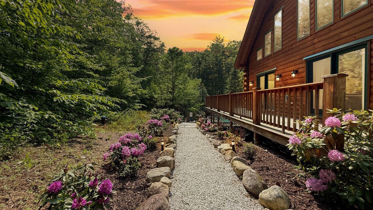 Photo of Outdoor in Center Conway
