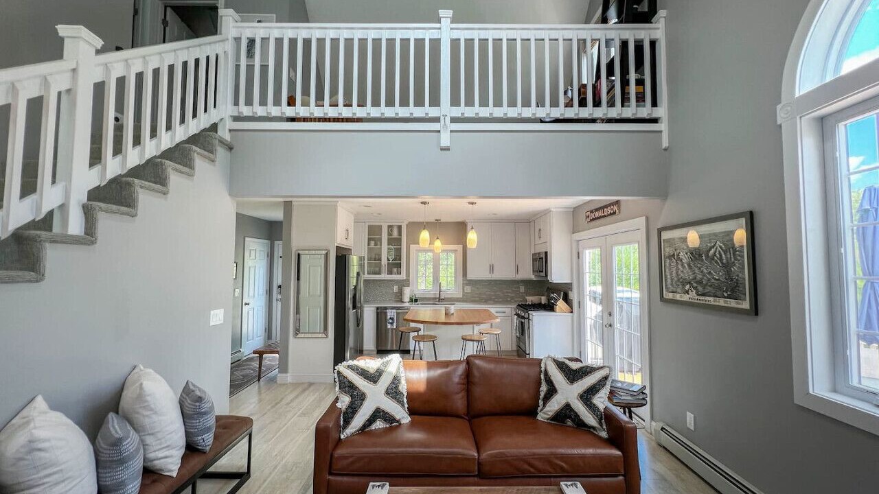 Photo of Livingroom in Intervale