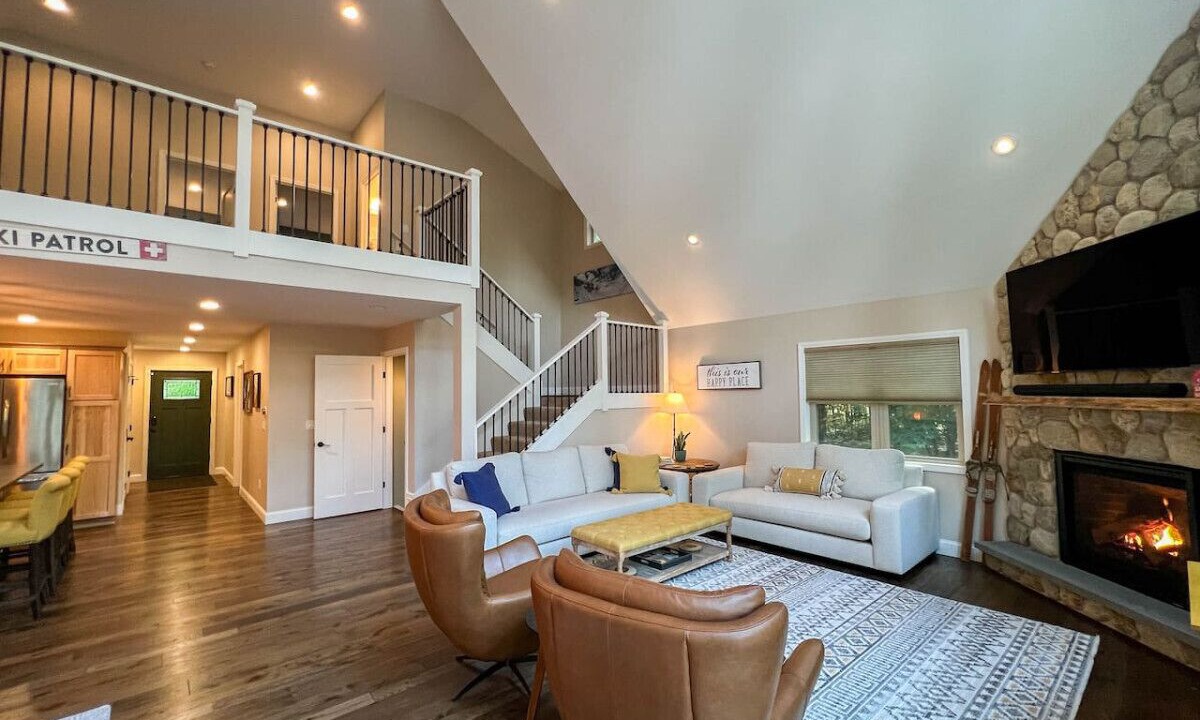 Photo of Livingroom in Intervale