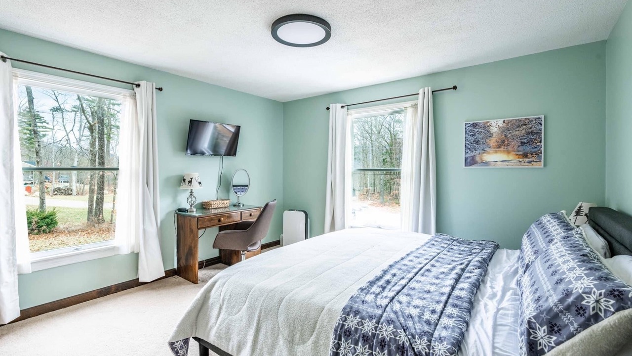 Photo of Bedroom in Birch Hill