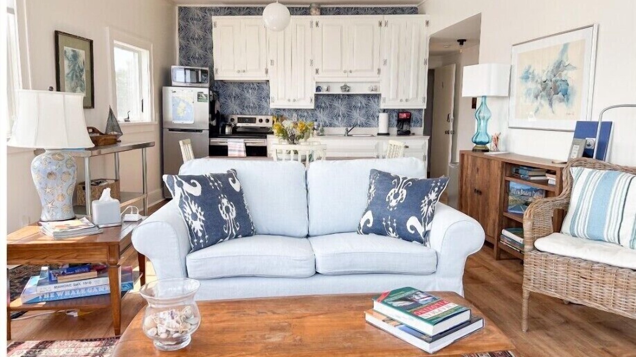 Photo of Livingroom in Stonington