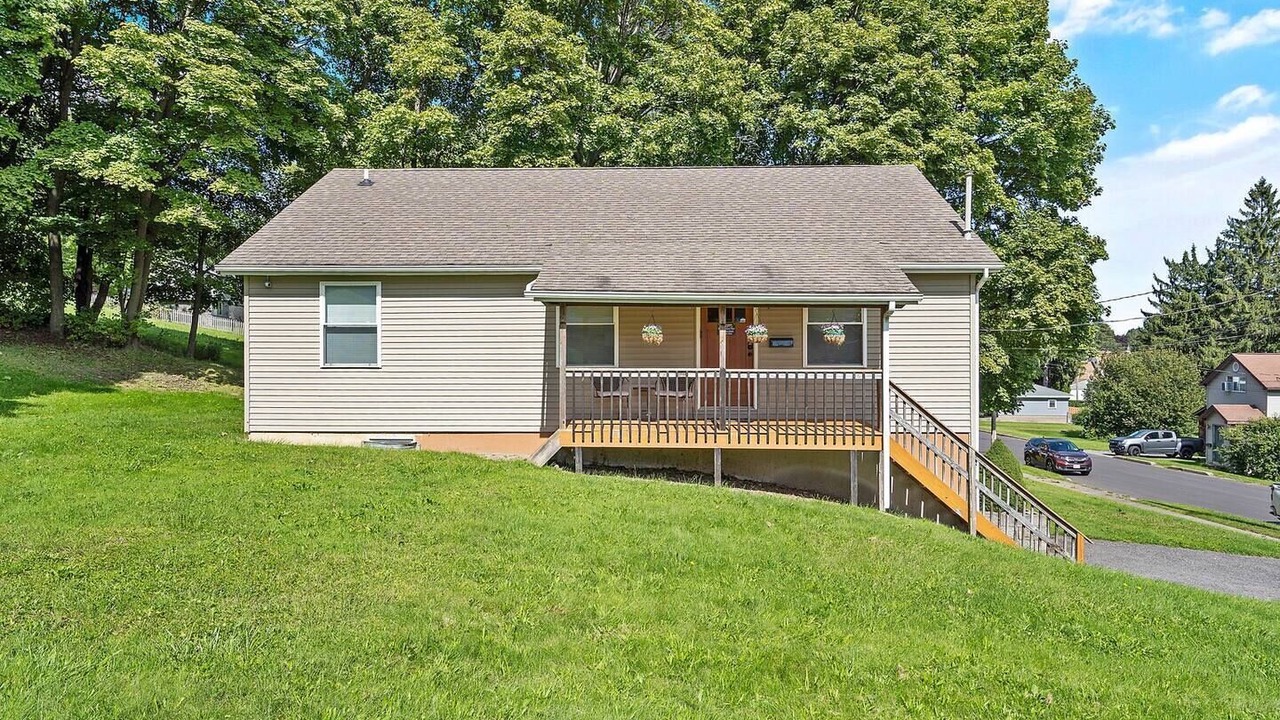 Photo of Outdoor in Oswego