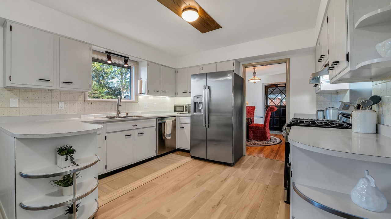 Photo of Kitchen in Teays Valley