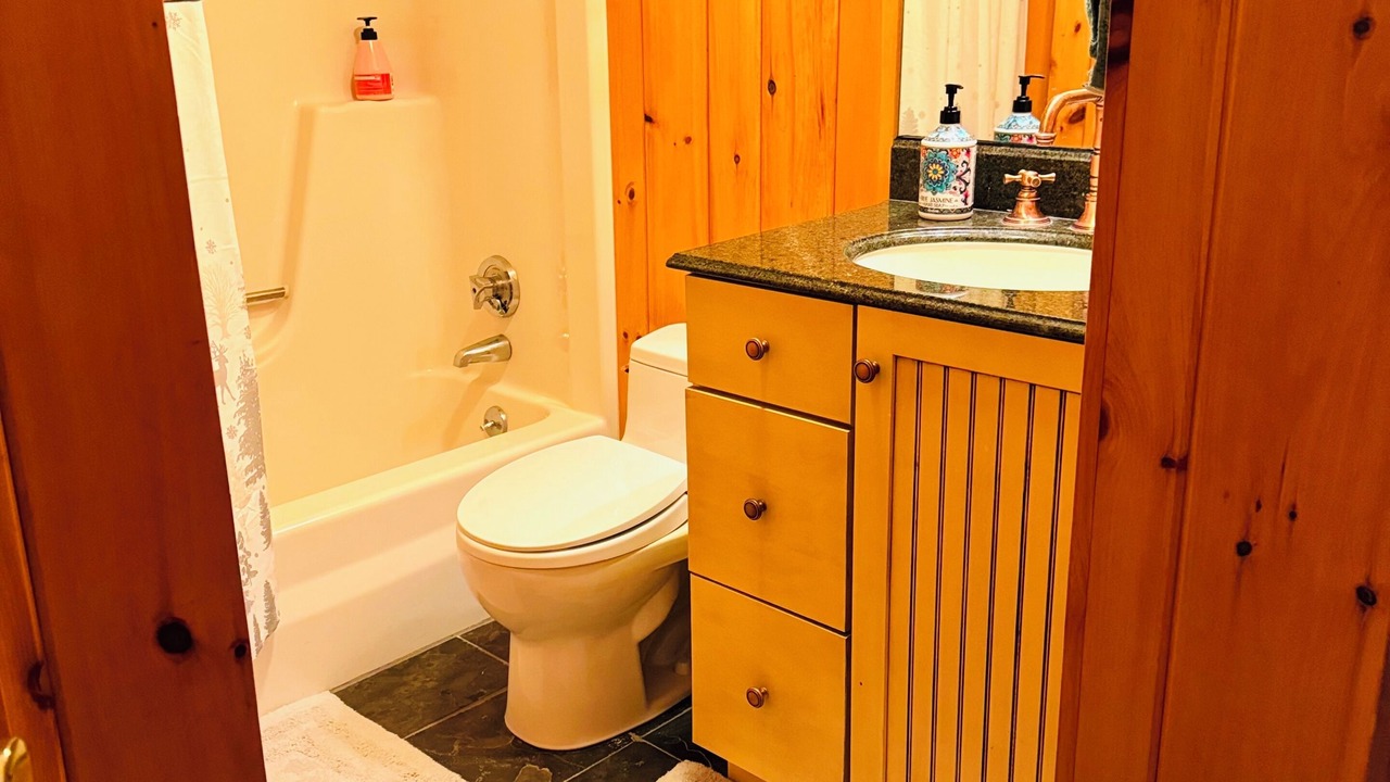 Photo of Bathroom in Williamstown