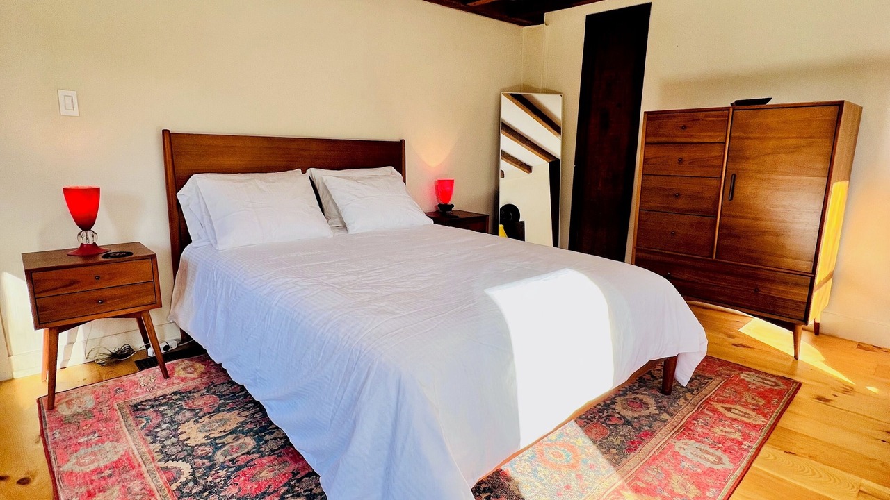 Photo of Bedroom in Deposit