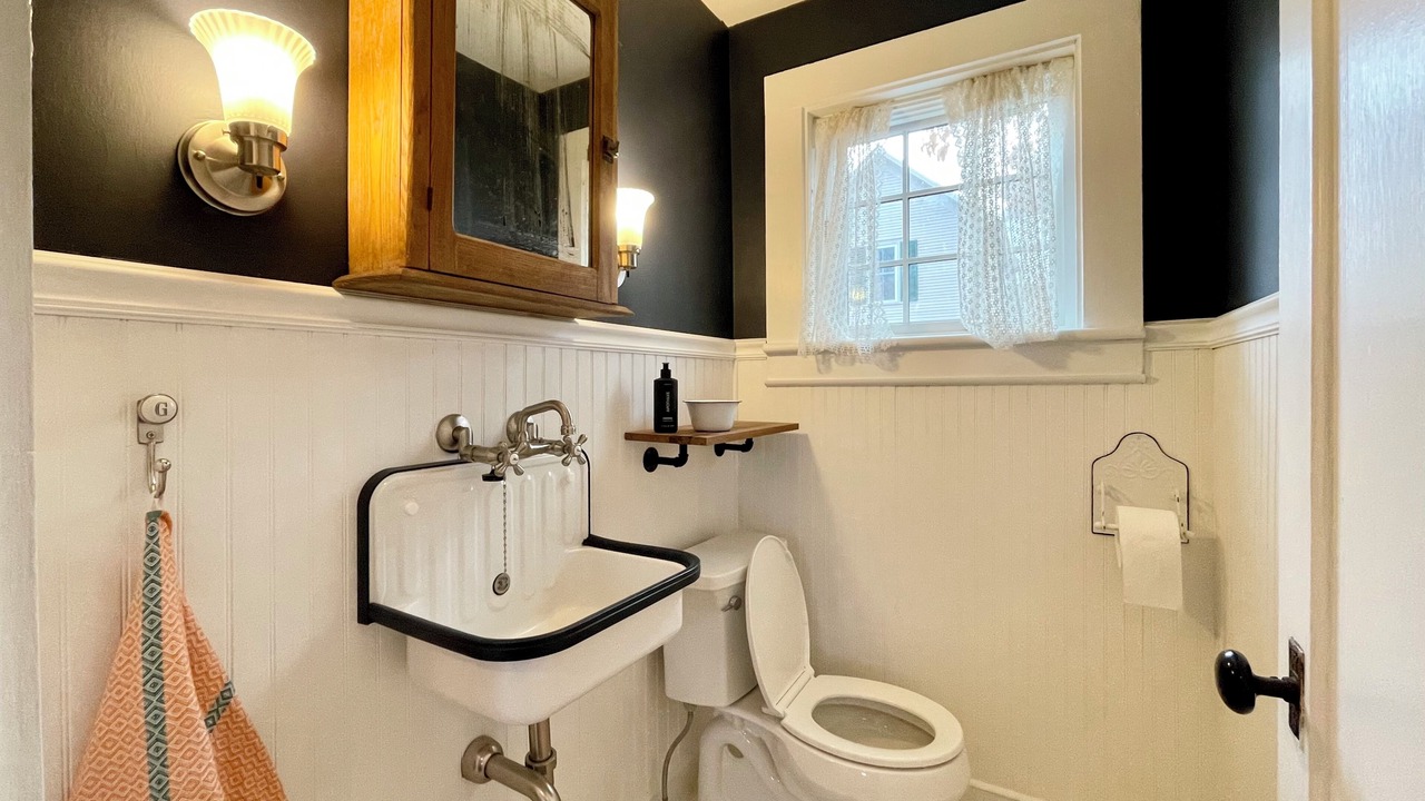 Photo of Bathroom in Chester Depot
