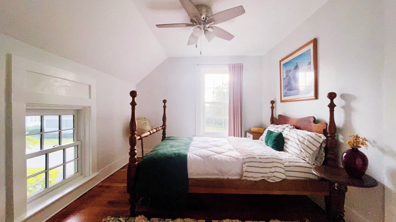 Photo of Bedroom in Chester Depot