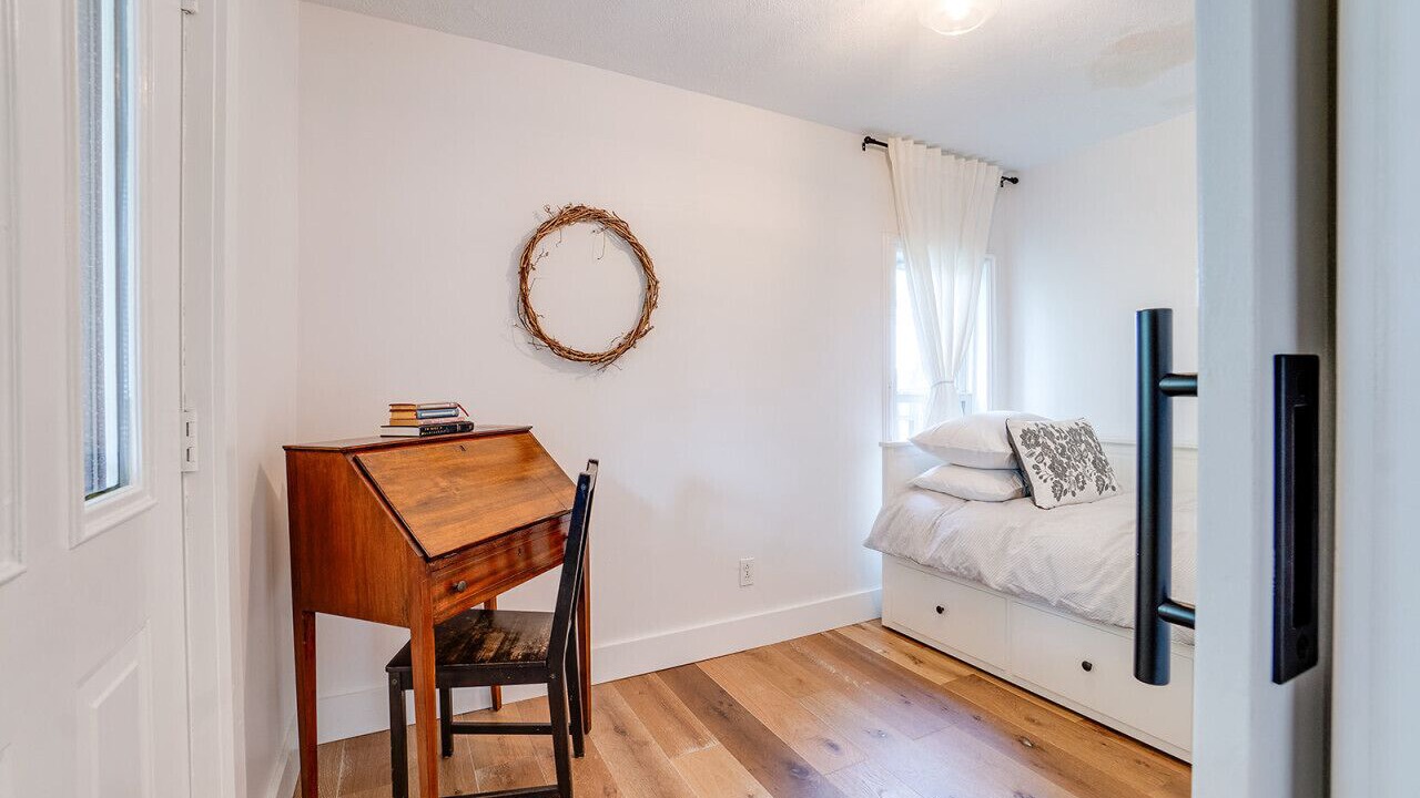Photo of Bedroom in Valois