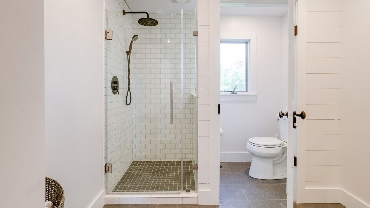 Photo of Bathroom in Valois