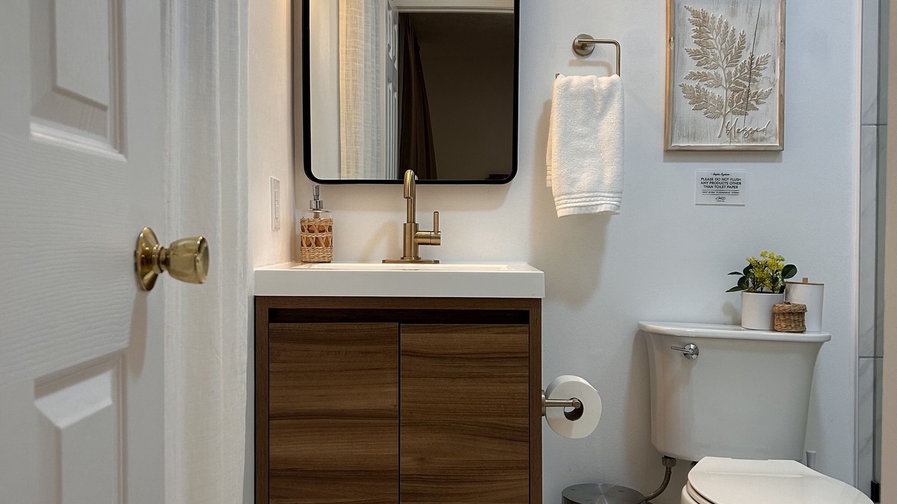 Photo of Bathroom in Linden