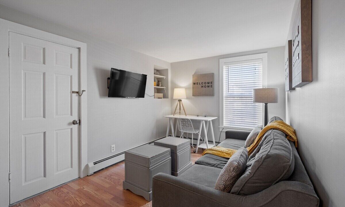 Photo of Livingroom in Rimmon Heights