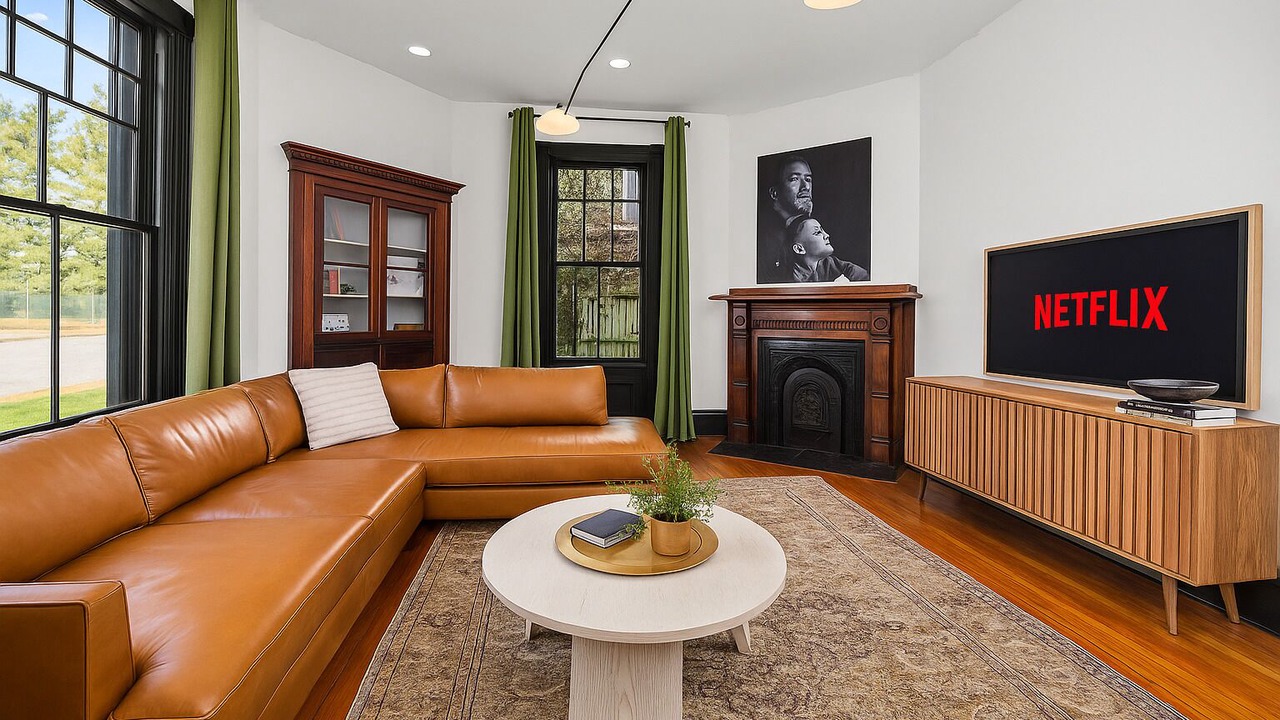 Photo of Livingroom in Central Business District