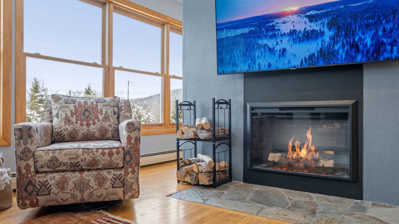 Photo of Livingroom in Thornton