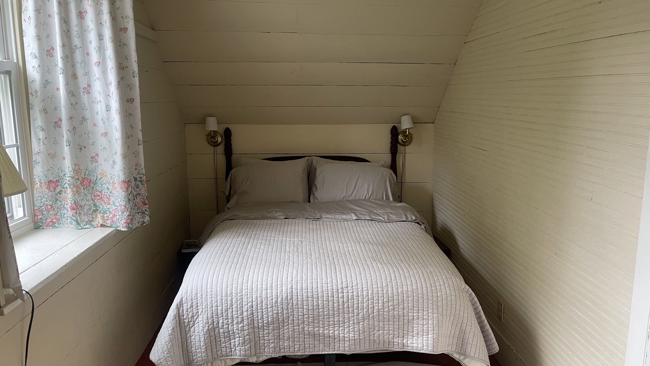 Photo of Bedroom in Rockingham