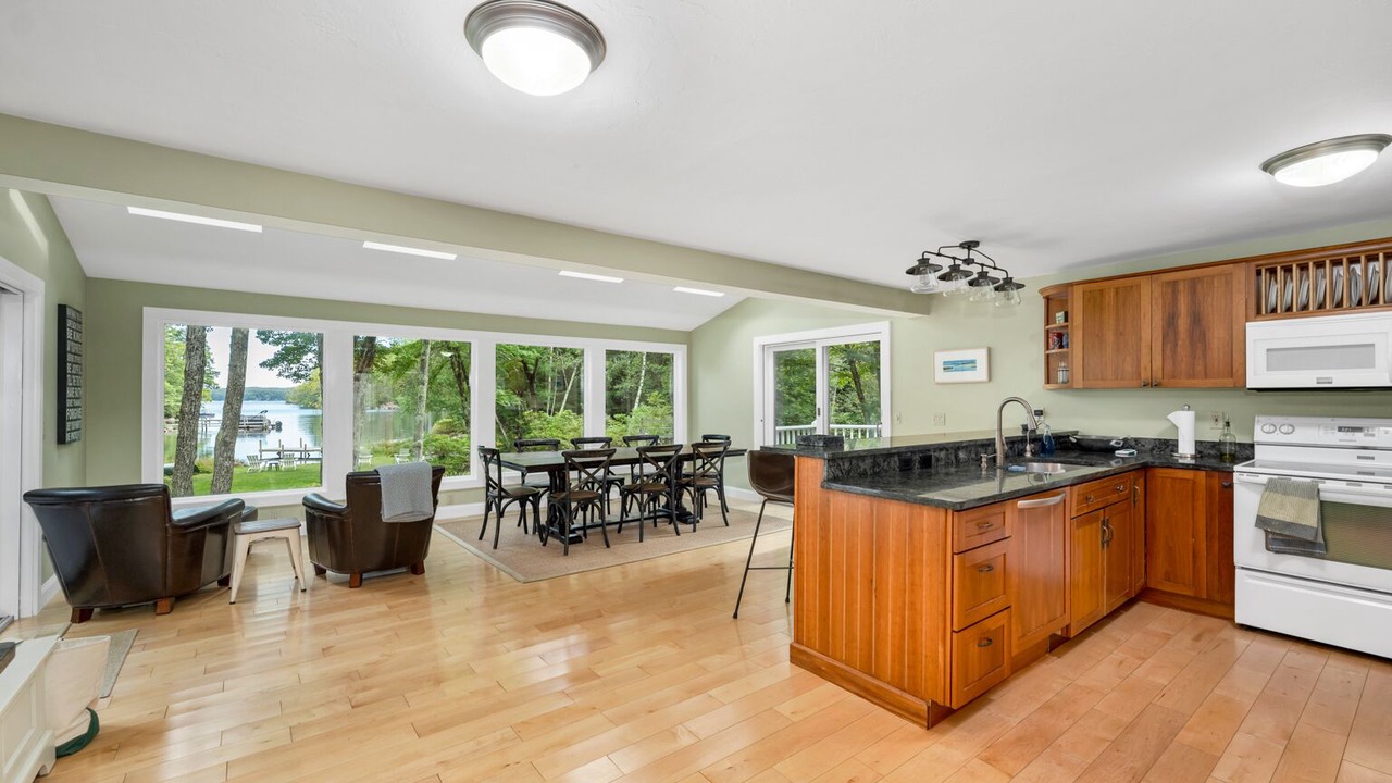 Photo of Kitchen in Moultonborough