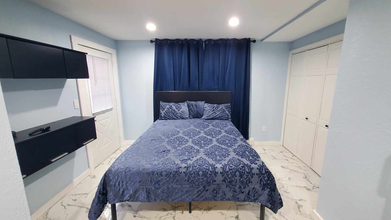 Photo of Bedroom in Jamestown