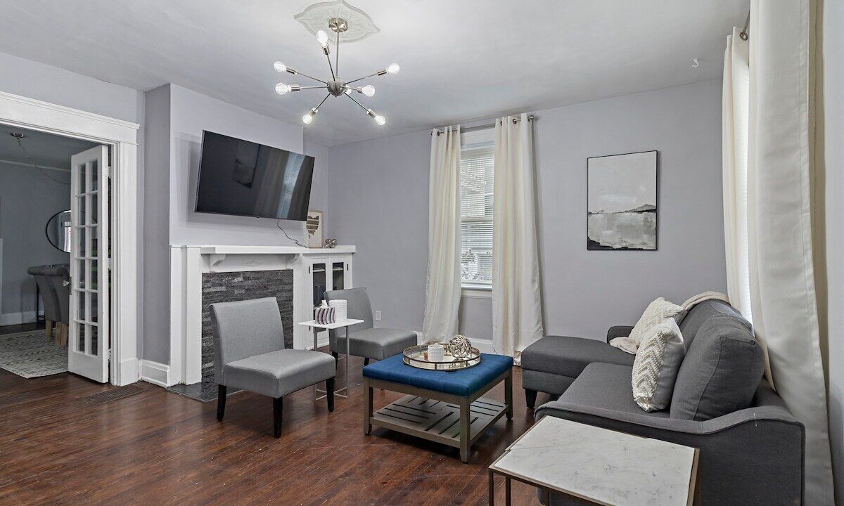 Photo of Livingroom in Oakley