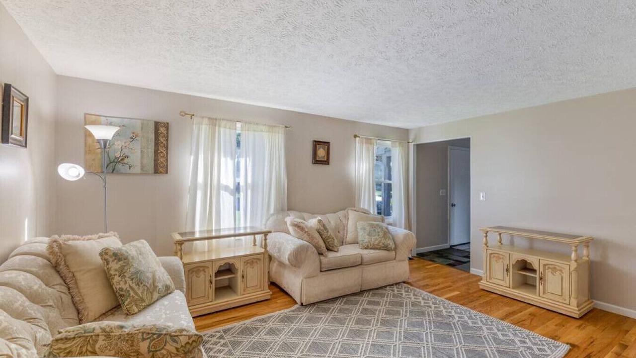 Photo of Bedroom in Chili Center