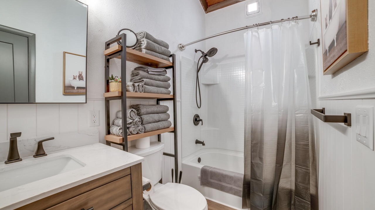 Photo of Bathroom in Blodgett Mills