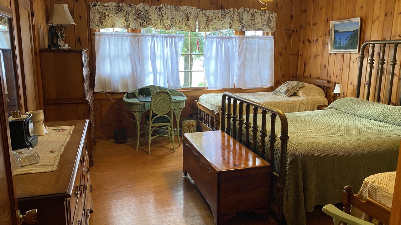 Photo of Bedroom in Warren County