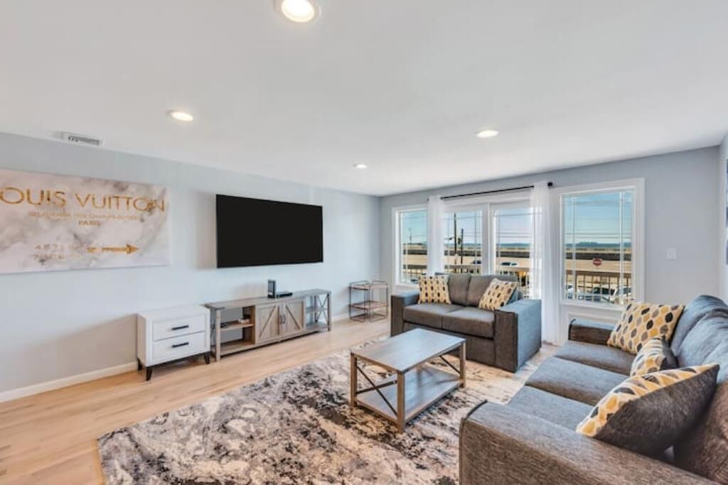 Photo of Livingroom in Alden Manor