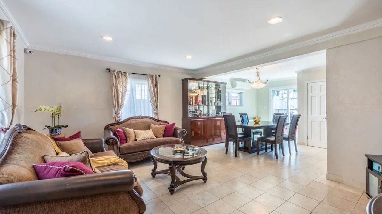 Photo of Livingroom in Queens