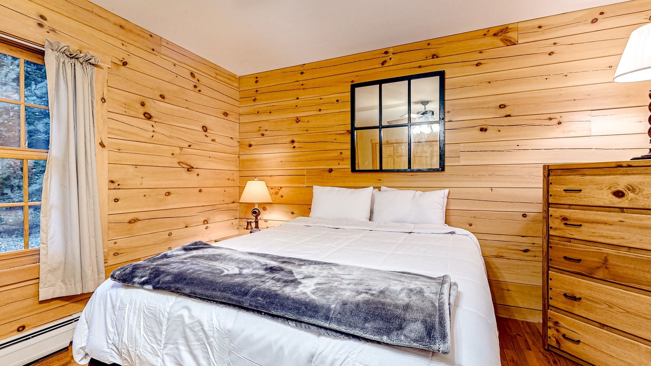 Photo of Bedroom in Winhall