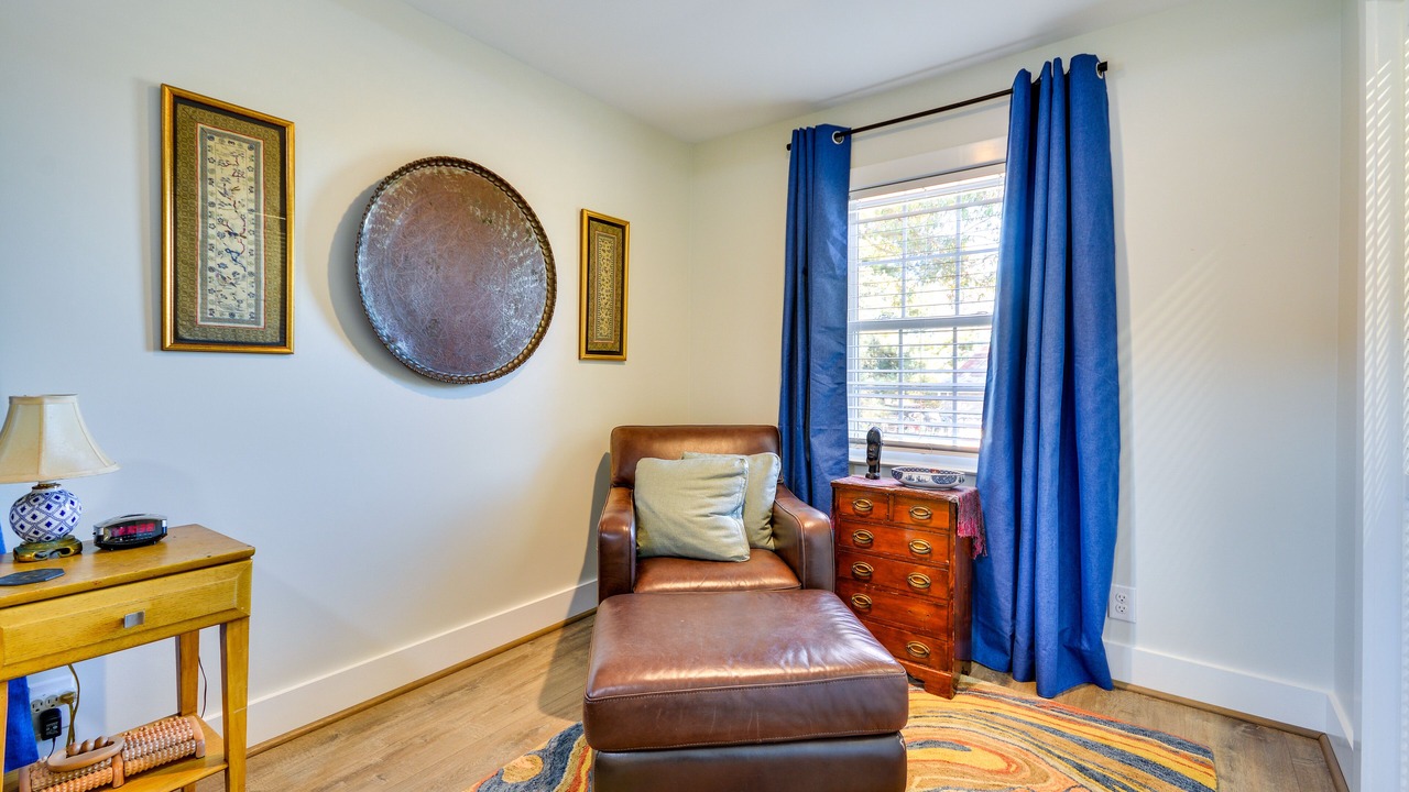 Photo of Livingroom in Pilot Mountain