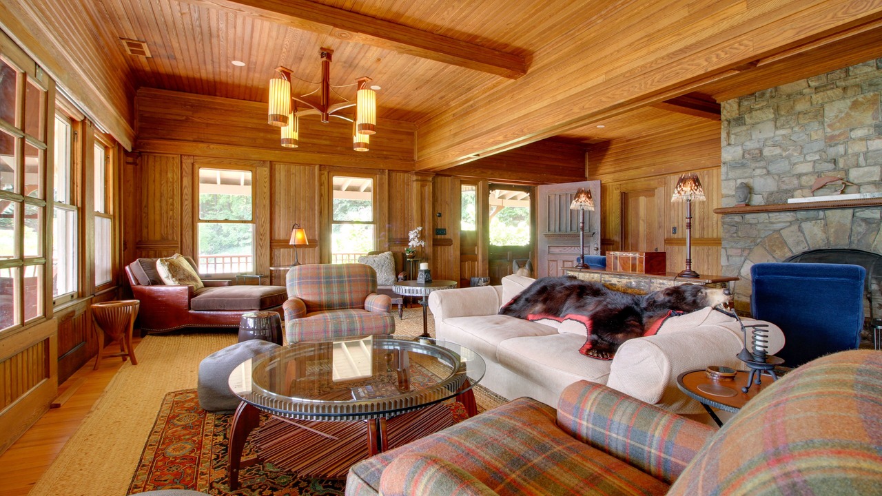 Photo of Livingroom in Silver Bay