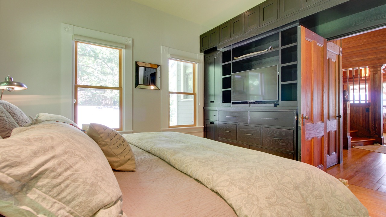 Photo of Bedroom in Silver Bay