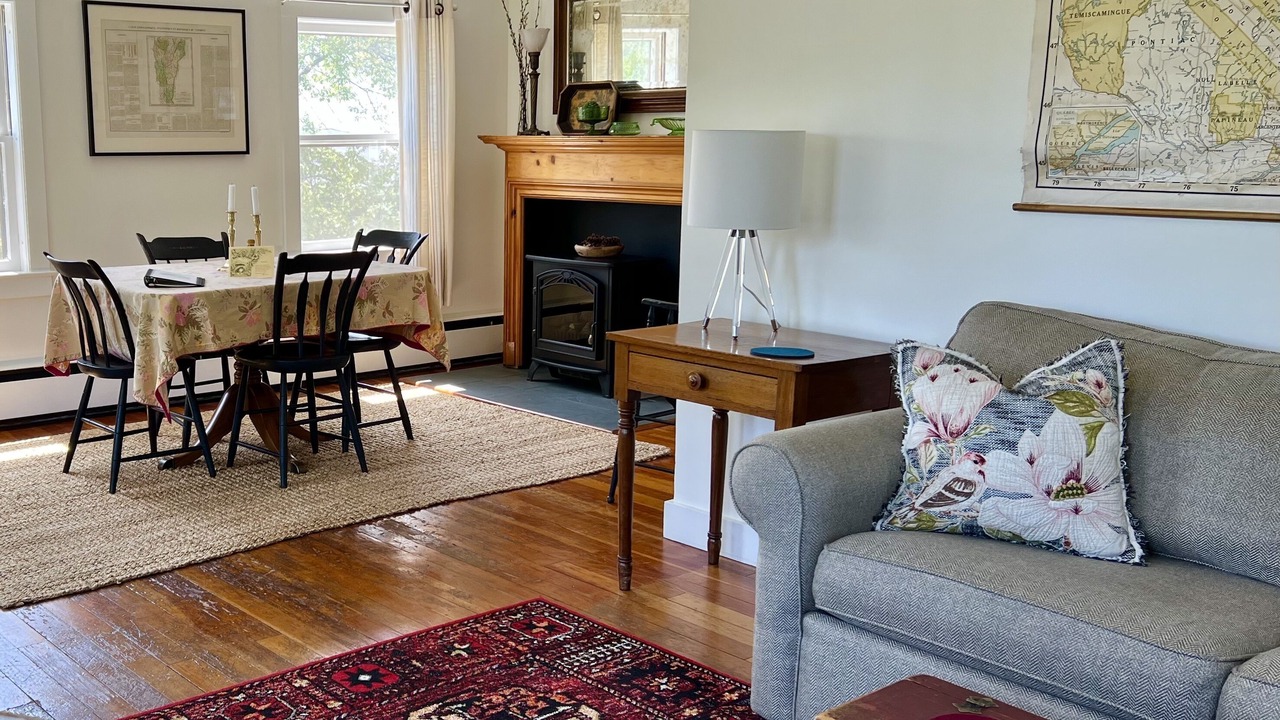 Photo of Livingroom in St. Johnsbury Center