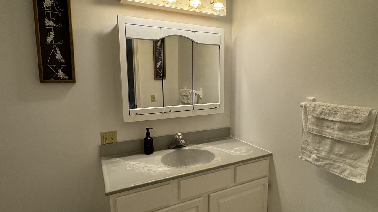 Photo of Bathroom in Burdett