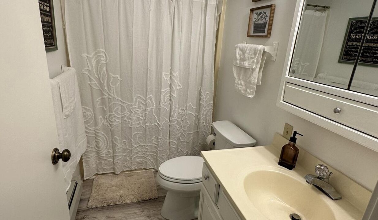 Photo of Bathroom in Burdett